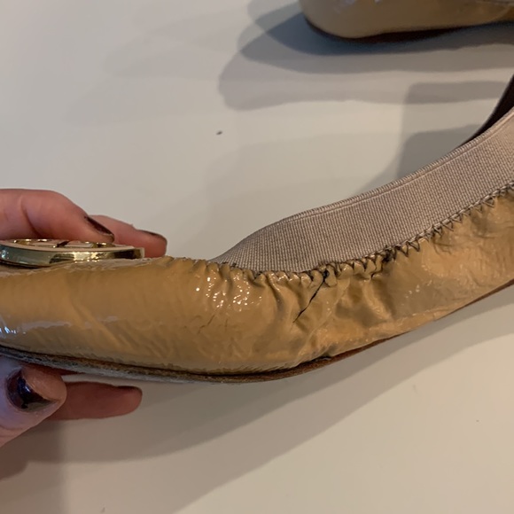 Tory Burch Caroline nude patent leather flats-size 8 - Picture 10 of 14